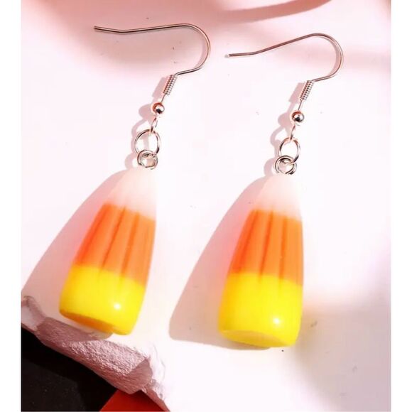 NWT Nostalgic White Orange Yellow Candy Corn Fall Dangle Earrings  - Picture 2 of 6